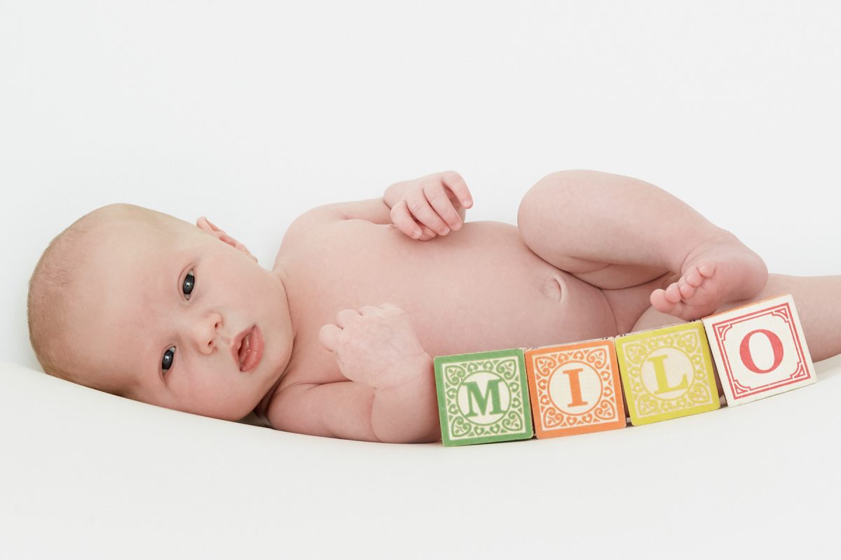 cindy-moleski-professional-baby-newborn-photographer-saskatoon-saskatchewan-9440-29152