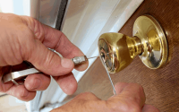 use-these-important-tips-to-avoid-the-locksmith-scams-1